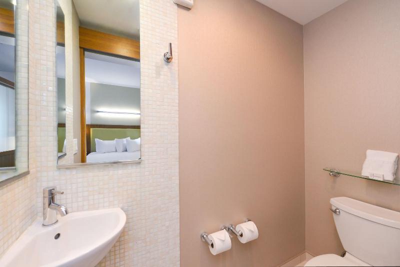스탠다드 스튜디오 킹침대, Springhill Suites Kingman Route 66