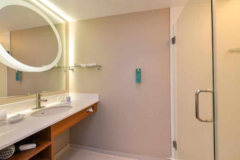 스탠다드 스튜디오 킹침대, Springhill Suites Kingman Route 66
