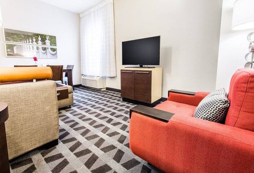 Люкс Семейный 2 Спальни, Towneplace Suites By Marriott Gilford