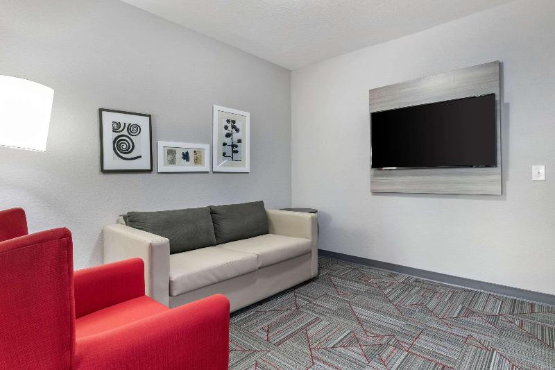 Номер Deluxe Адаптированный для Инвалидов, Microtel Inn & Suites By Wyndham Harrisonburg
