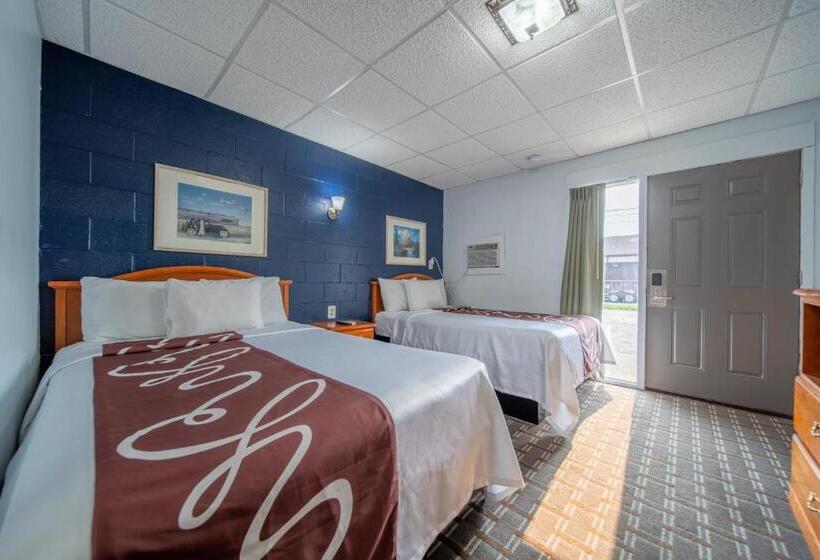 Номер Стандарт 2 Двуспальные Кровати, Sleep Ees Inn, Saginaw & Shields