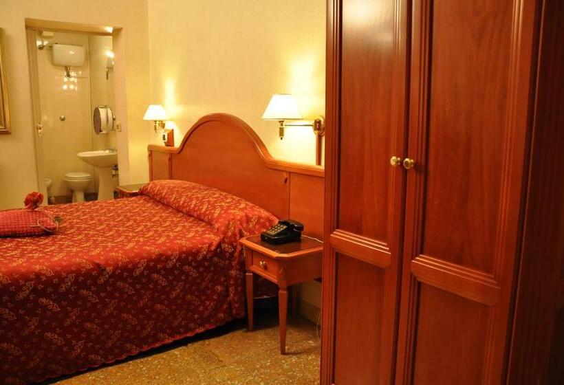 اتاق استاندارد, Albergo Sandra