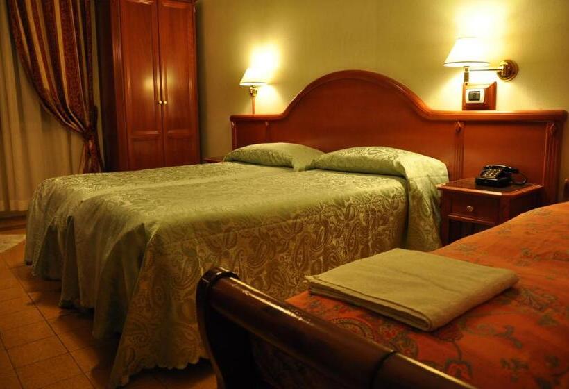 اتاق استاندارد با سرویس بهداشتی مشترک, Albergo Sandra