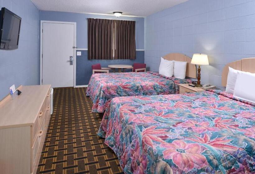 Номер Стандарт 2 Двуспальные Кровати, Americas Best Value Inn & Suites Branson   Near The Strip