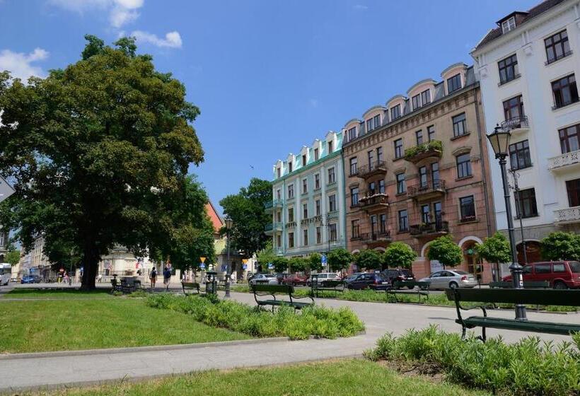 Люкс, Matejko