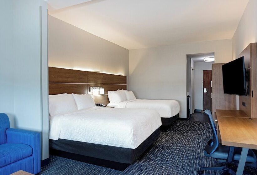 סוויטה מותאמת לאדם עם מוגבלויות, Holiday Inn Express & Suites   Miramar, An Ihg