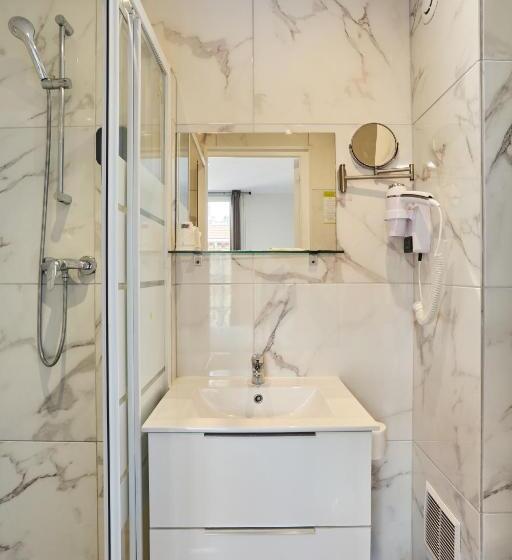 اتاق استاندارد یک نفره, Huni Hôtel