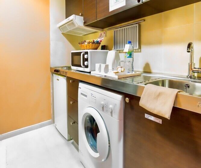 استودیوی استاندارد, Executive Suites Abu Dhabi