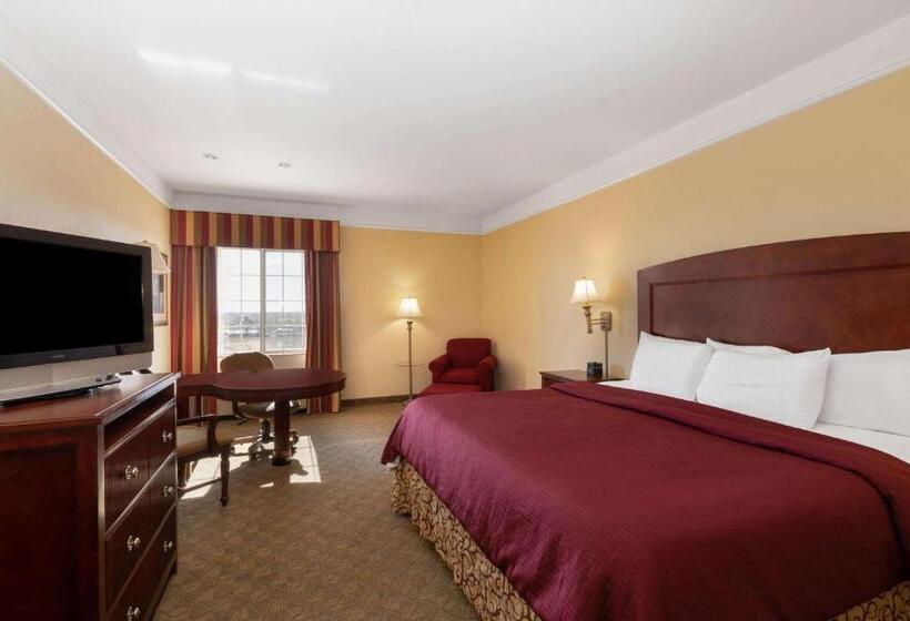 Номер Deluxe Кровать Кинг, La Quinta By Wyndham Dodge City