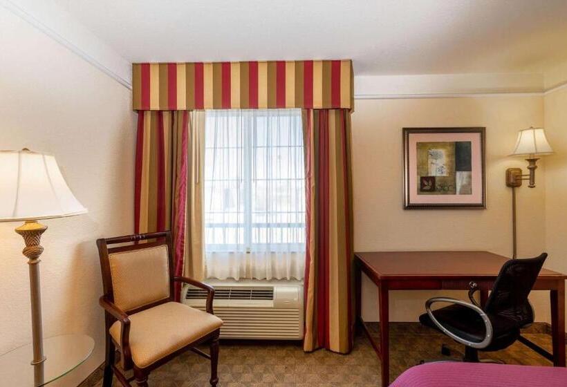 Номер Стандарт Кровать Квин Адаптированный для Инвалидов, La Quinta By Wyndham Dodge City