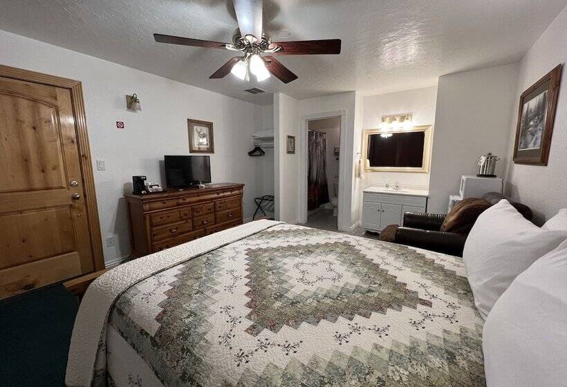Номер Deluxe, The Snuggle Inn