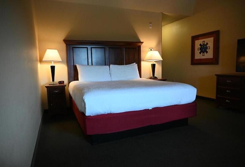 Номер Deluxe Кровать Кинг, Little Creek Casino Resort