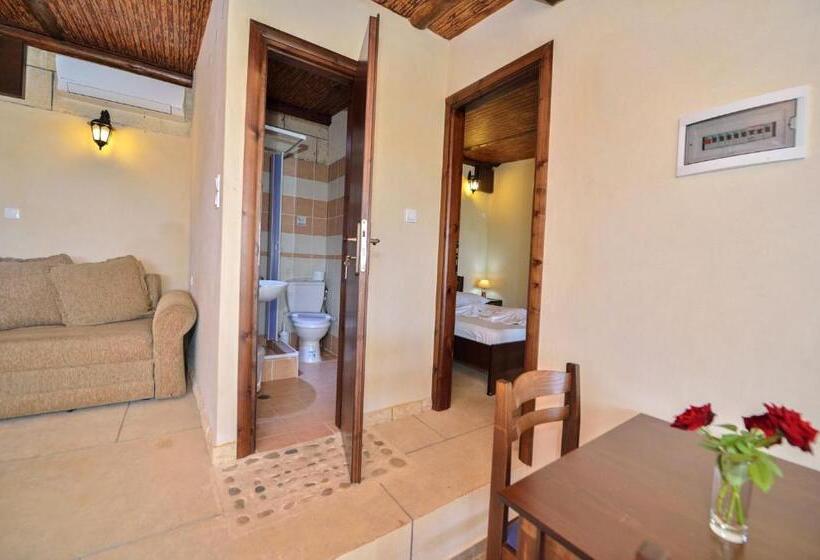 １階の１ベッドルームアパートメント, Anemomili Village