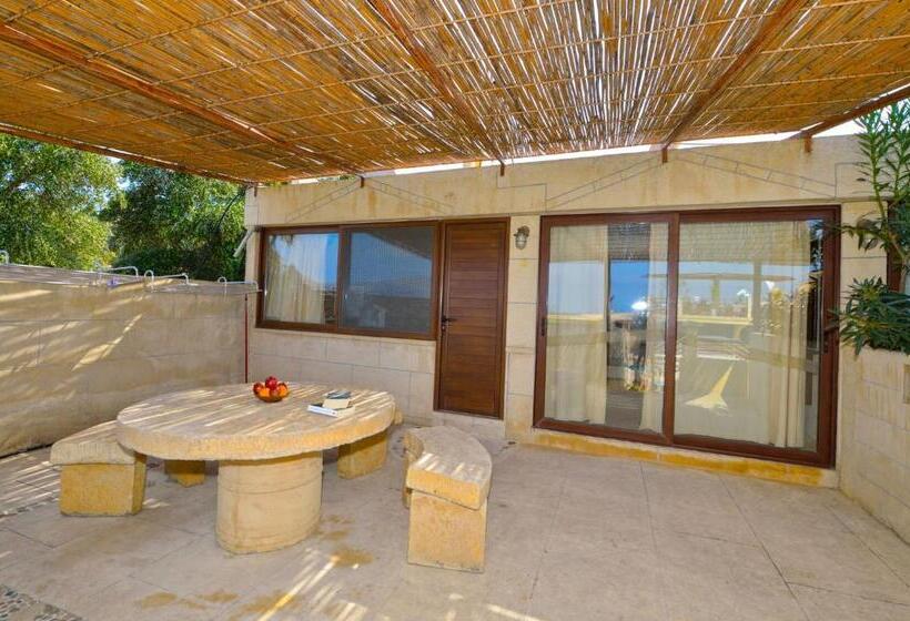 آپارتمان 1 خوابه همکف, Anemomili Village