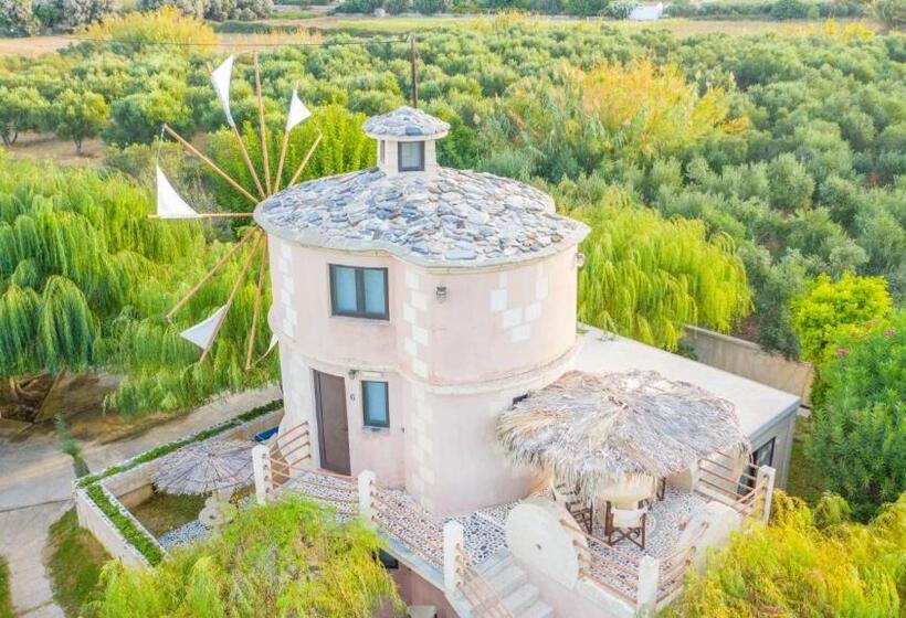 ドゥプレックスルーム, Anemomili Village