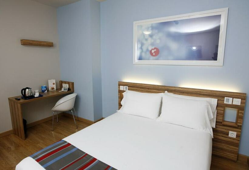 اتاق استاندارد, Travelodge Madrid Metropolitano