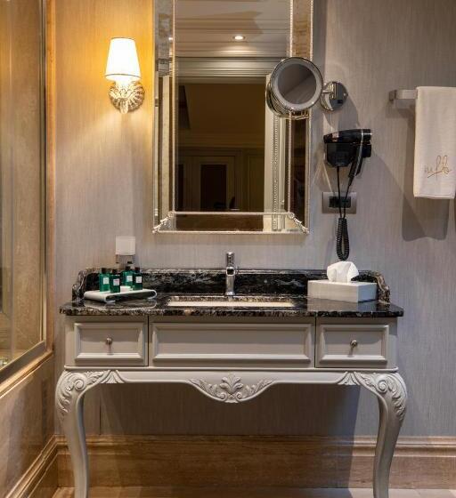 Suite, Mfb Tarabya