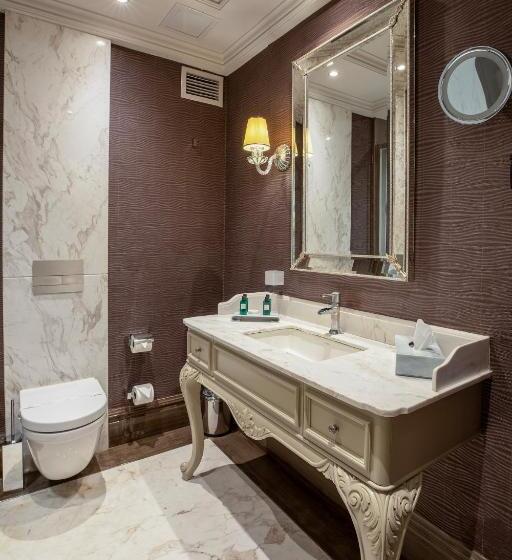 Superior Room, Mfb Tarabya