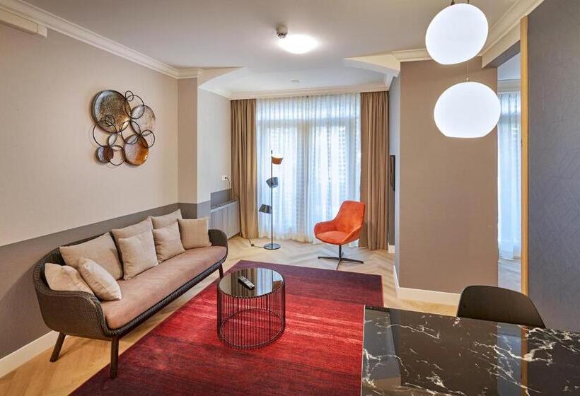 דירת חדר, Nova Apartments Amsterdam