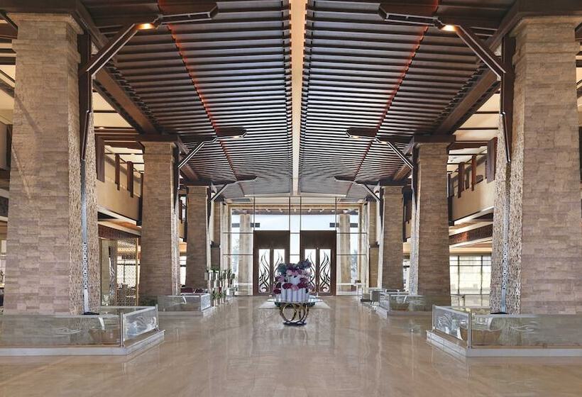 Полулюкс Клуб, Sofitel Dubai The Palm Resort & Spa
