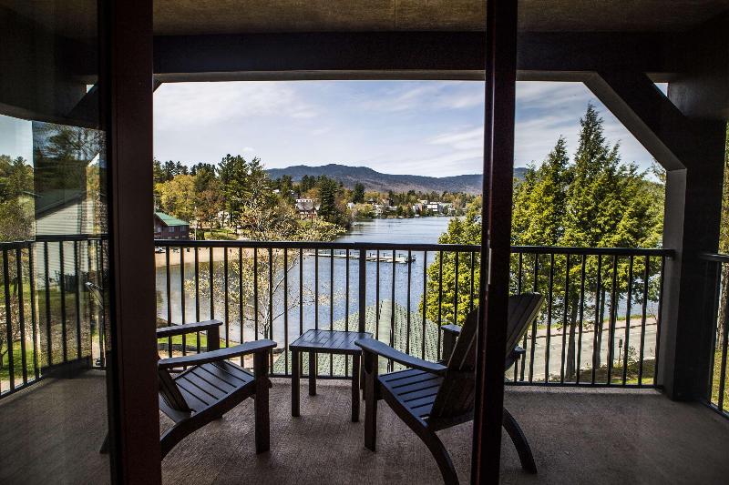 Номер Стандарт с Балконом, Hampton Inn & Suites Lake Placid