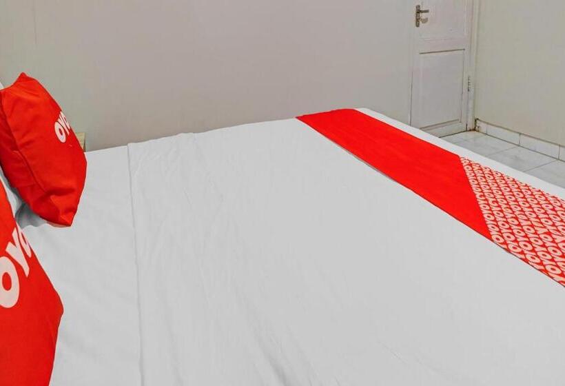 디럭스 룸, Oyo 90793 Btc Guest House Syariah