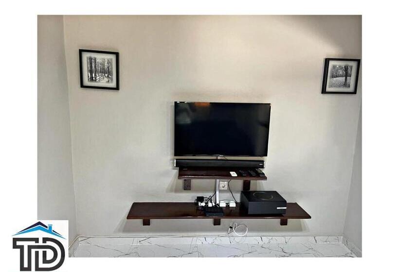 스탠다드 방갈로, Td Guest House 5 Lite