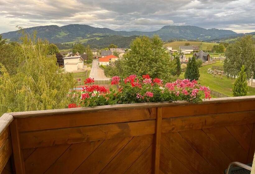 Апартаменты 2 Спальни, Familienhotel Herbst