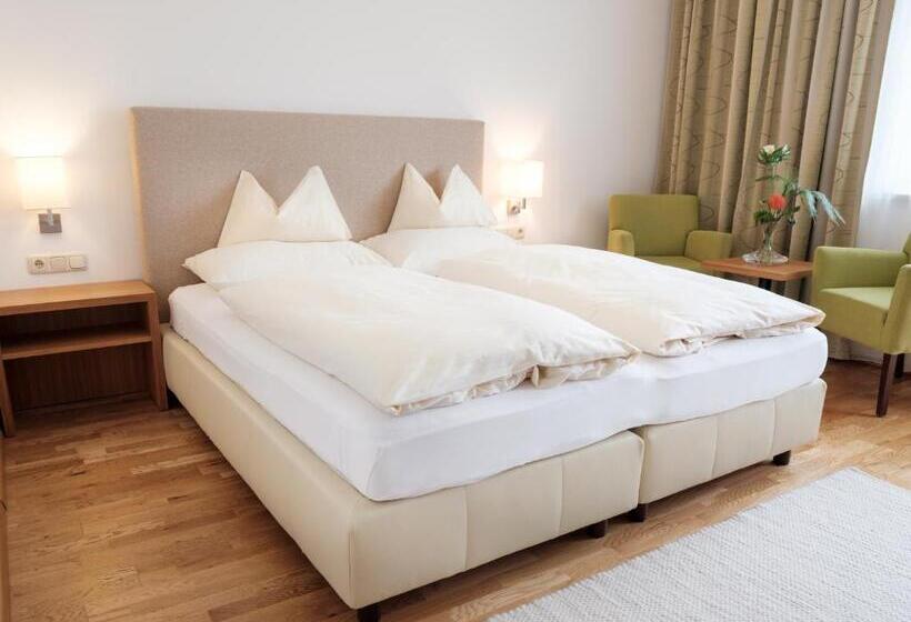 Апартаменты 2 Спальни, Familienhotel Herbst