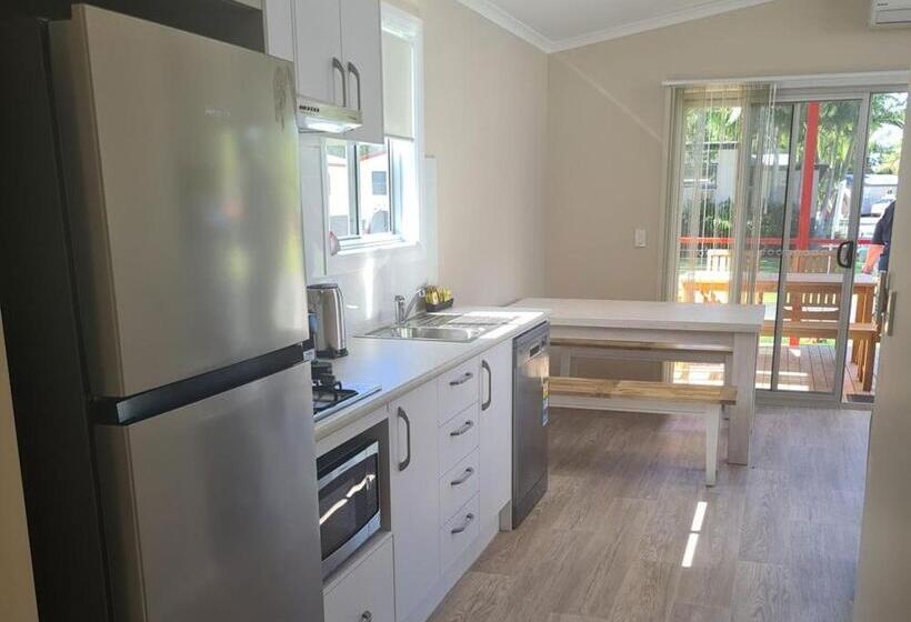 带2个卧室的别墅, Lakeside Forster Holiday Park And Village