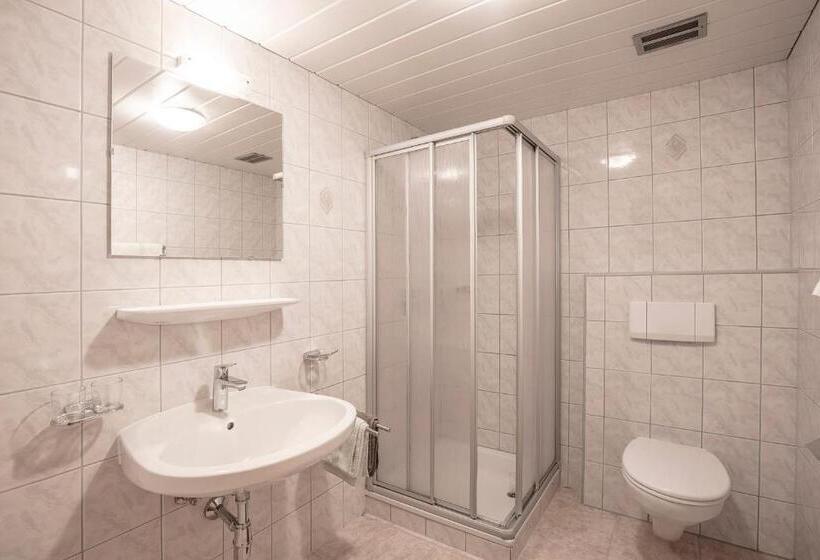 آپارتمان 2 خوابه, Vizensn Living