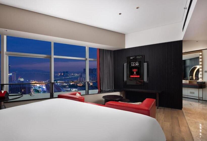オーシャンビューデラックスルーム, Radisson Red Hotel Zhuhai Gongbei Port