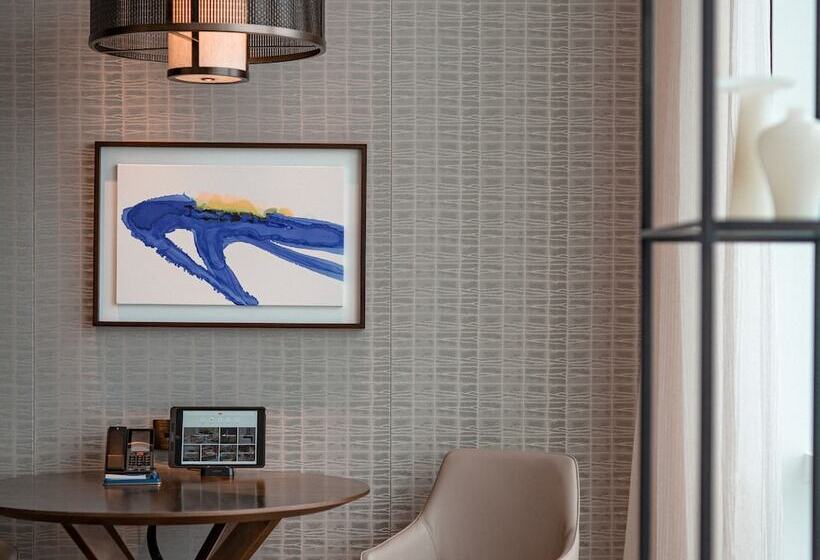 Номер Deluxe, Mandarin Oriental Shenzhen