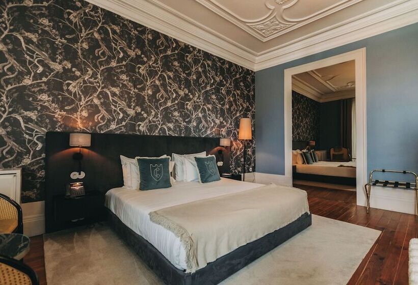 Королевский Номер, Torel Royal Court