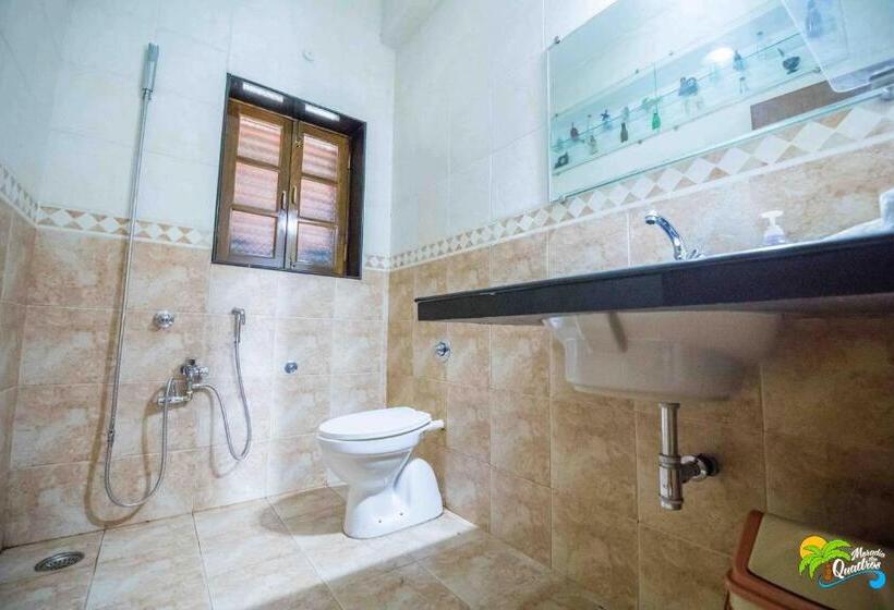 豪华房间, Moradia Dos Quadros