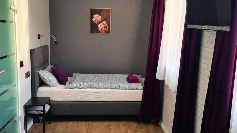 标准间, Pension Schmatka Matka