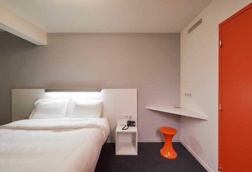 Номер Стандарт, Le Nex Hotel Tarbes 