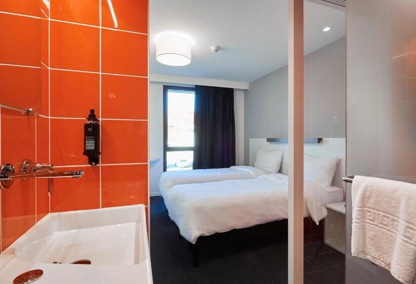 Номер Стандарт, Le Nex Hotel Tarbes 