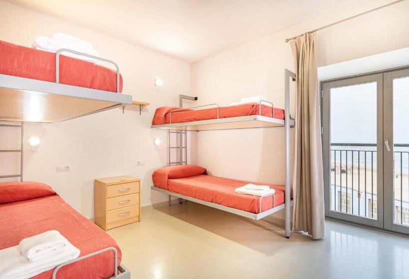 Standard Kolmen Hengen Huone, Albergue Inturjoven Chipiona   Hostel