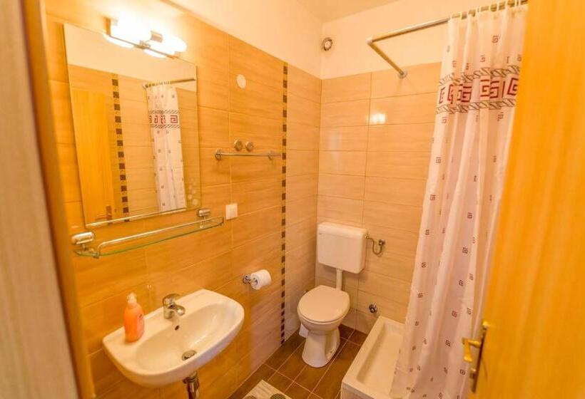 Номер Economy, Rooms Karla