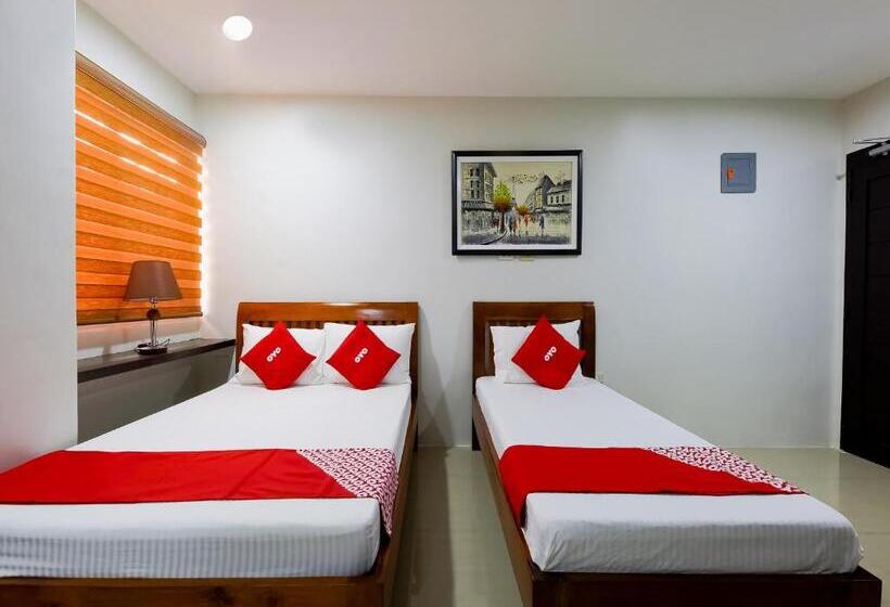 חדר סטנדרט לשלושה, Doña Aurora Condotel