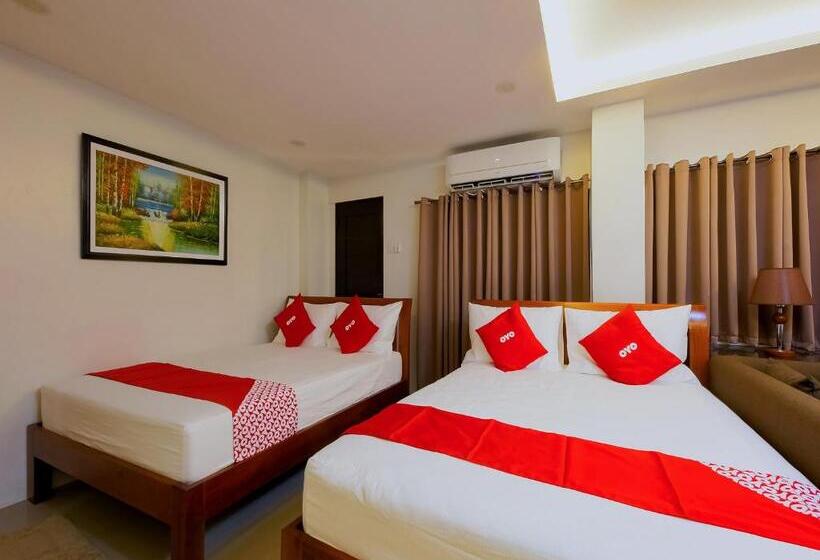 סוויטה משפחתית, Doña Aurora Condotel