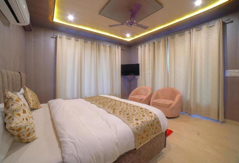 اتاق سوپریور, Yogved Hospitality & Resort