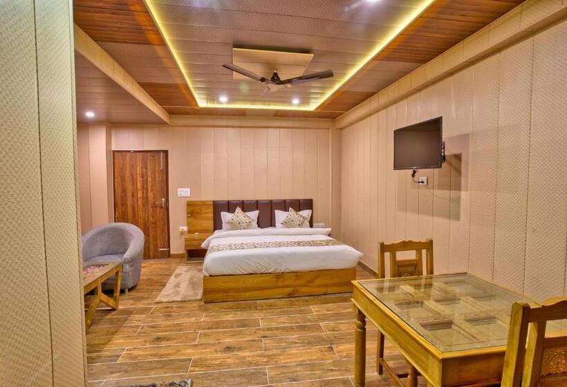 سوییت, Yogved Hospitality & Resort