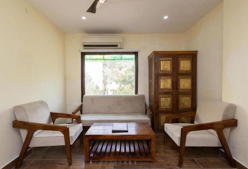 سوییت, Yogved Hospitality & Resort