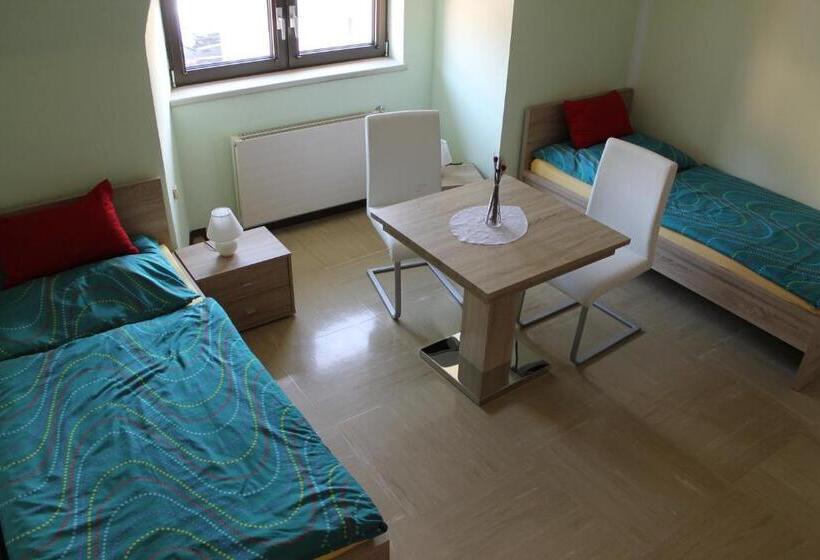 Апартаменты 3 Спальни, Post Hostel For Youth, Students And Pilgrims