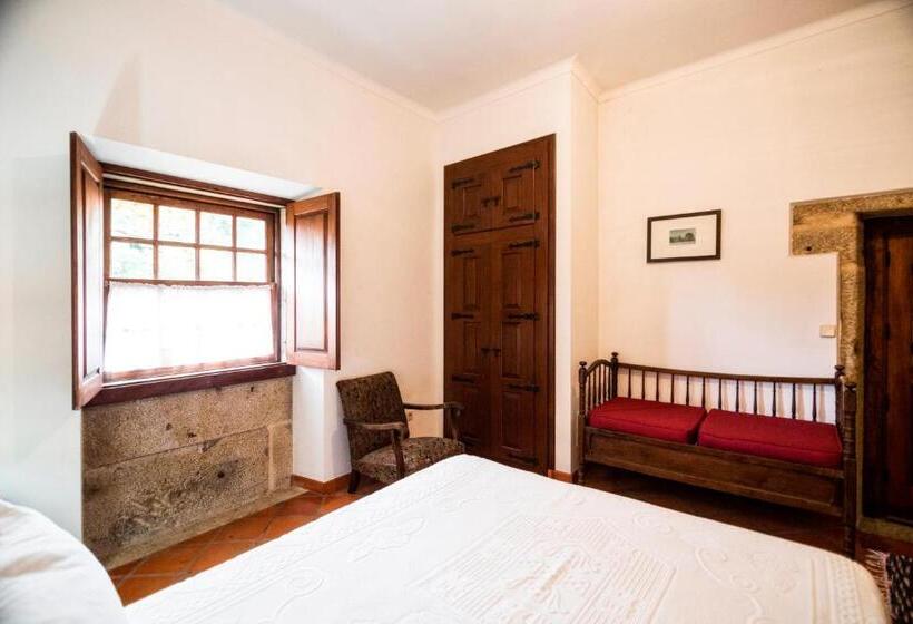Семейный Номер, Casa Da Roseira