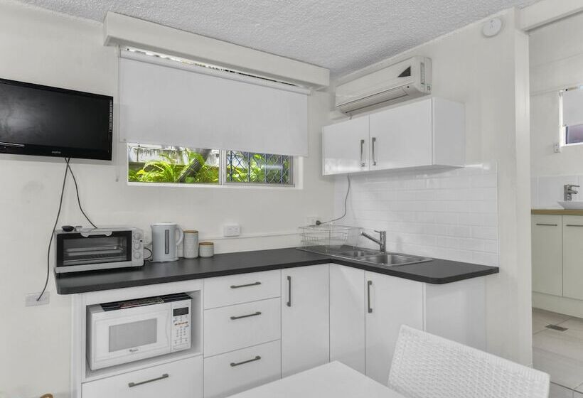 Студия Deluxe, Camden Motor Inn