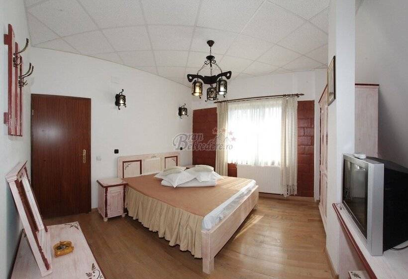 اتاق استاندارد با چشم‌انداز کوهستان, Bran Belvedere International