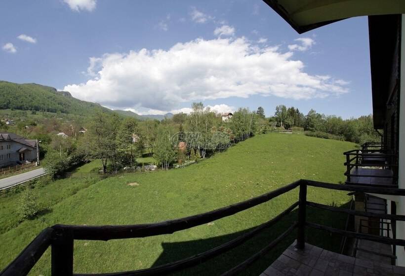 سوییت با چشم‌انداز کوه, Bran Belvedere International